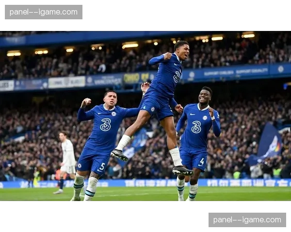 评论:埃弗顿绝杀伯恩茅斯,保级路上的关键三分 评论:埃弗顿绝杀伯恩茅斯,保级路上的关键三分