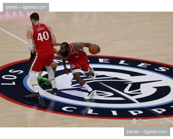 布克末节被罚下，太阳不敌快船结束五连胜